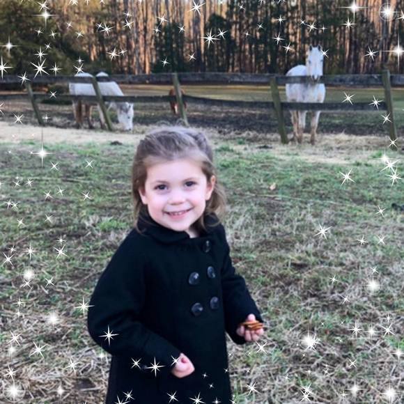 Meet your Posher, Katie - Picture 1 of 1